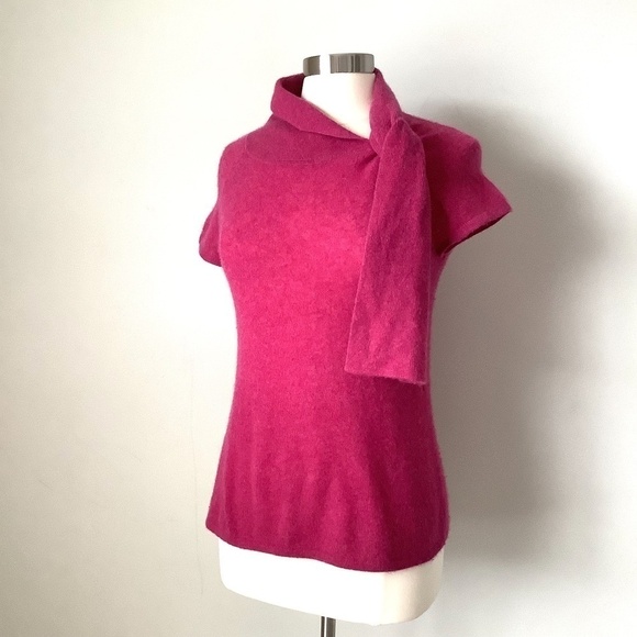 Cynthia Rowley 100% Cashmere Cap Sleeve Sweater Tiny Flaw - Picture 2 of 16